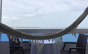 Hermoso apartamento con vista al mar